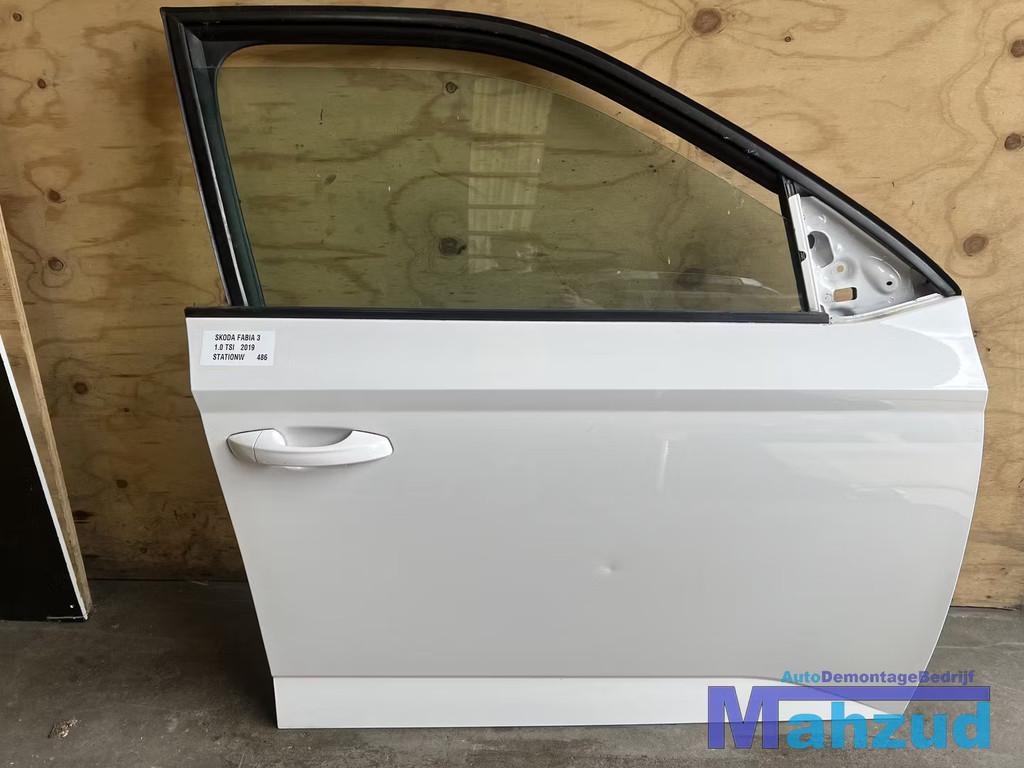 SKODA FABIA 3 Wit Station rechts voor deur 2014-2021, Auto-onderdelen, Deur, Skoda, Gebruikt, Infoline@skoda-auto.cz