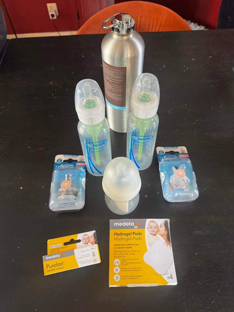 Babyflesjes Dr. Brown's en kruik, Ophalen of Verzenden, Gebruikt, Overige typen
