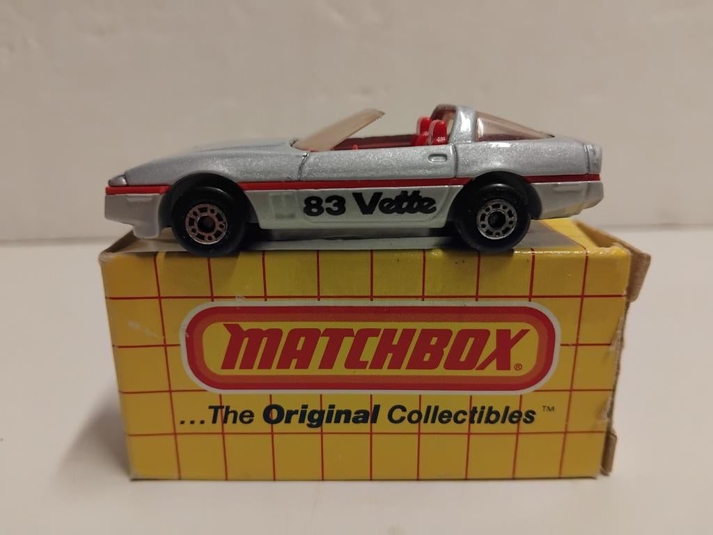 Matchbox 1:56 Chevrolet Corvette 1983 #14 USA 3INCH, Ophalen of Verzenden, Zo goed als nieuw, Auto, Matchbox