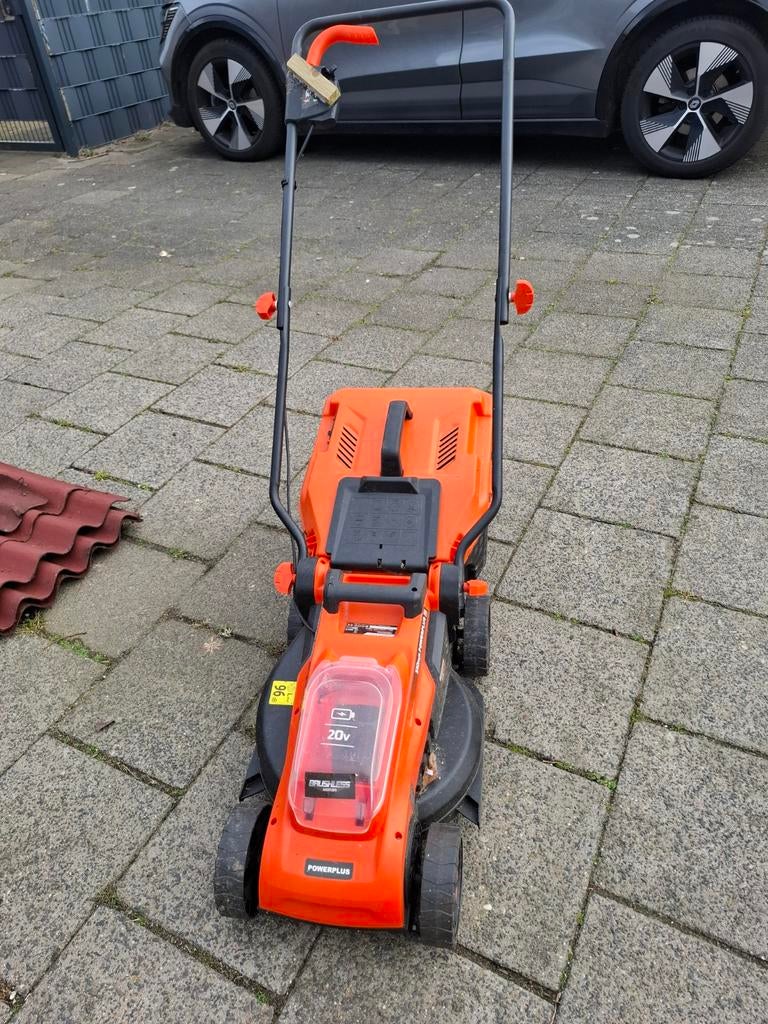 Accugrasmaaier powerplus 20volt 10 euro, Tuin en Terras, Grasmaaiers, Ophalen