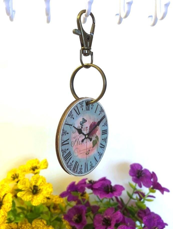 Sleutelhanger vintage klok hout bloem - vlinder metaal brons, Verzenden, Nieuw, Merk