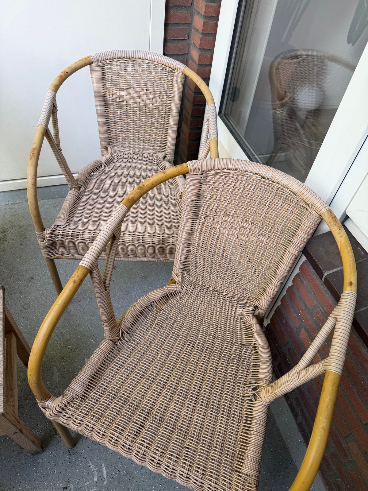 Twee rieten stoelen met bamboe frame, Huis en Inrichting, Ophalen, Gebruikt, Twee, Overige kleuren