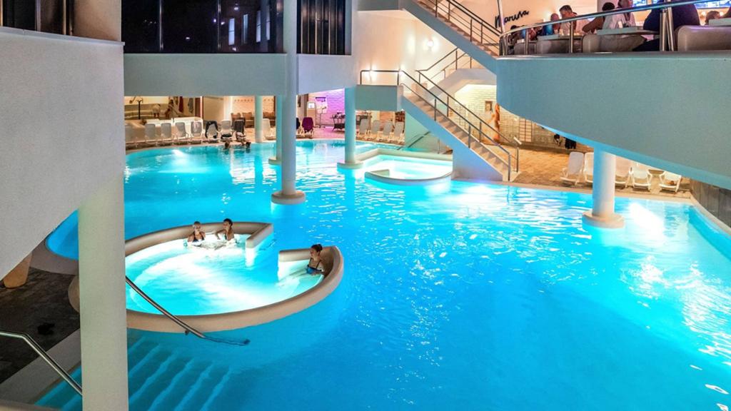 20% korting Sanadome Nijmegen, Drie personen of meer, Kortingsbon, Spa of Sauna