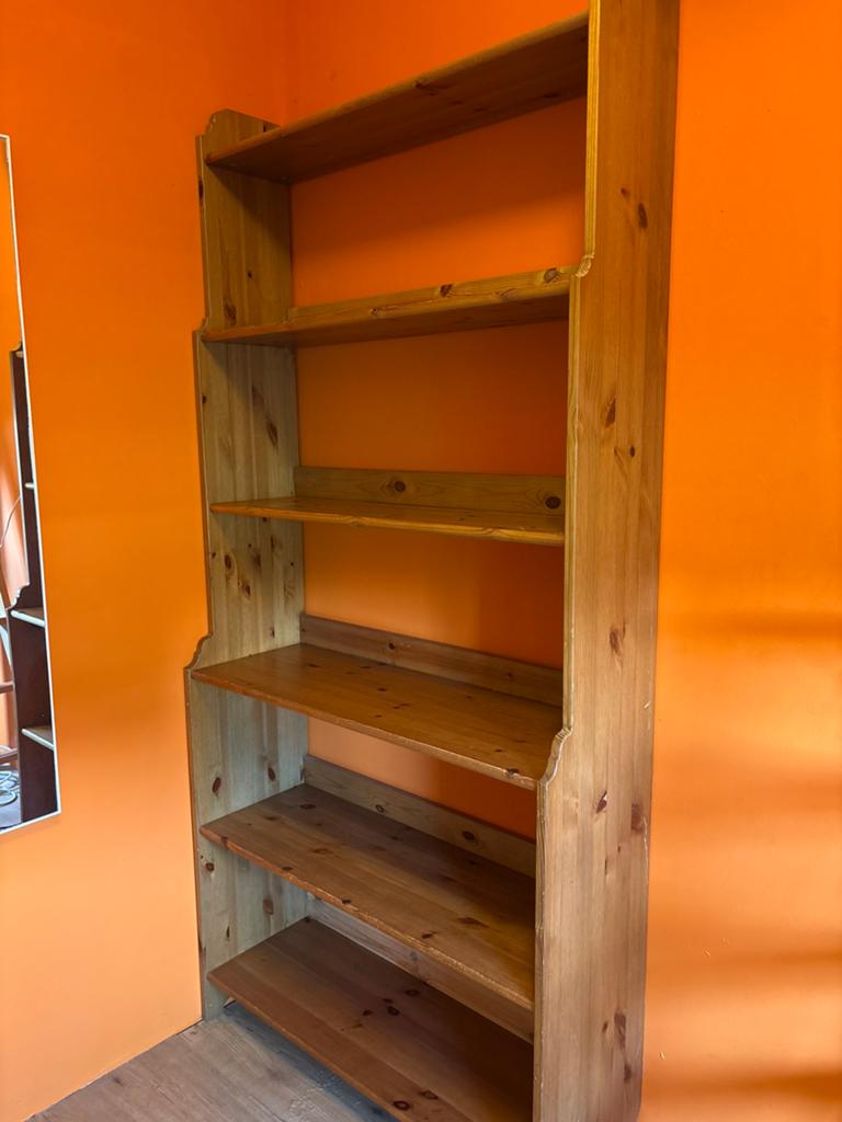 IKEA grenen boekenkast, Huis en Inrichting, Kasten | Boekenkasten, Ophalen, Met plank(en), Gebruikt, 50 tot 100 cm