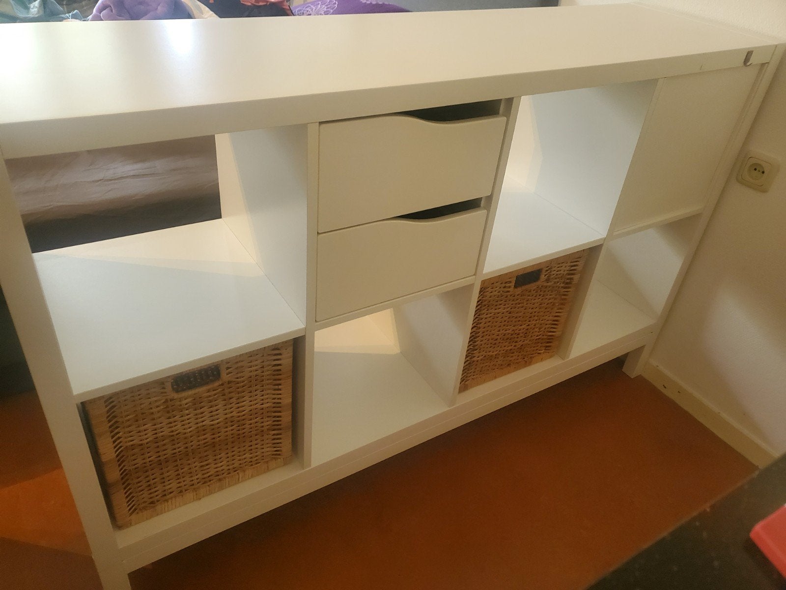 Ikea Kallax 8 vaks met onderstel en 4 lades, Ophalen, 100 tot 150 cm, Zo goed als nieuw, Minder dan 100 cm