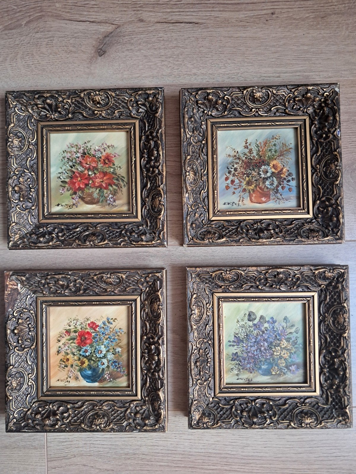 N Witjes vier bloemstillevens olieverf op paneel 9 x 9 cm, Ophalen of Verzenden