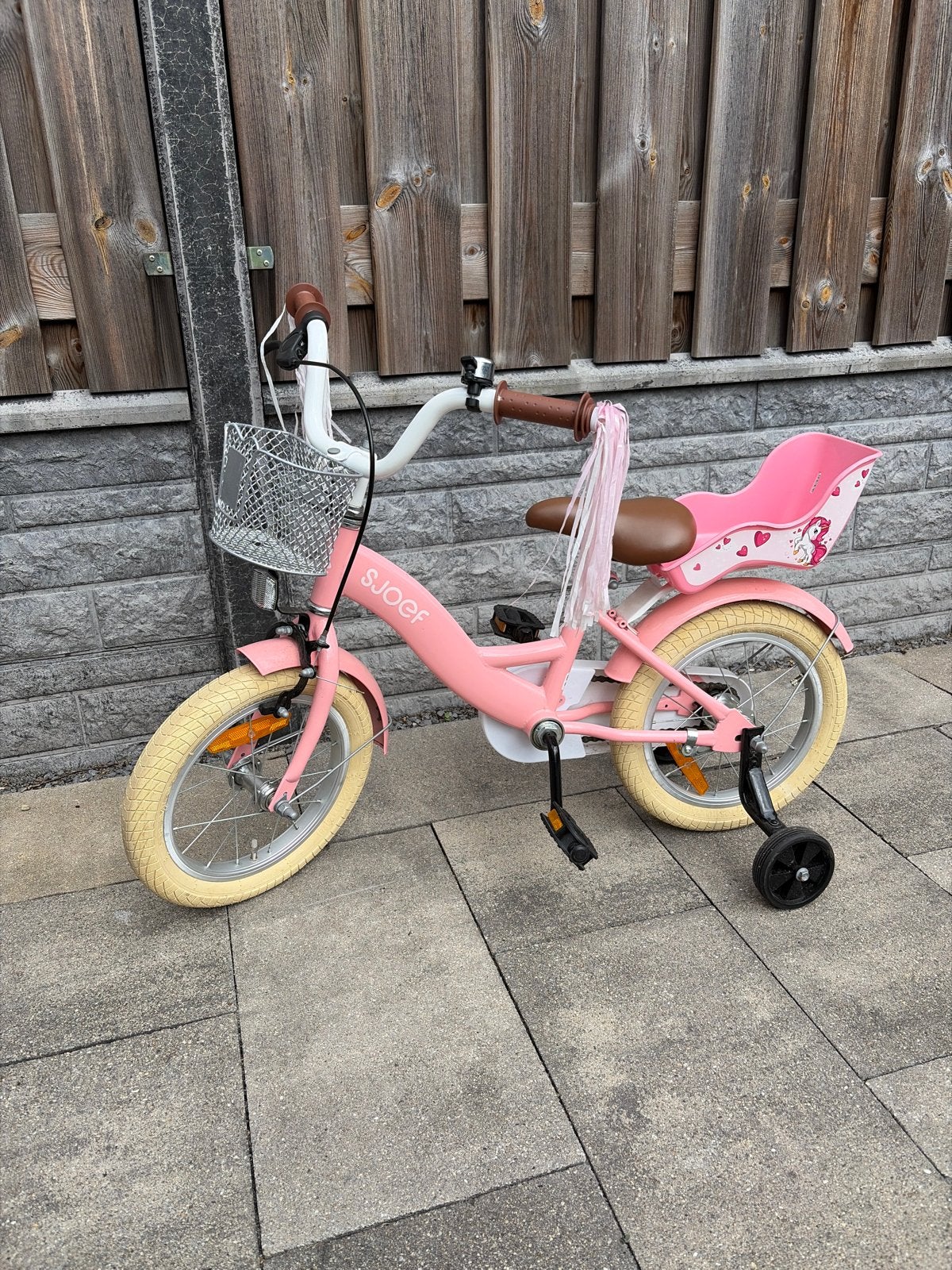 Roze meisjesfiets 12 inch, Ophalen, Zo goed als nieuw, 14 inch of minder