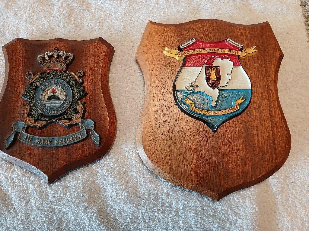 schildjes van EOD en mijnendienst Marine, Ophalen of Verzenden, Marine, Nederland, Embleem of Badge