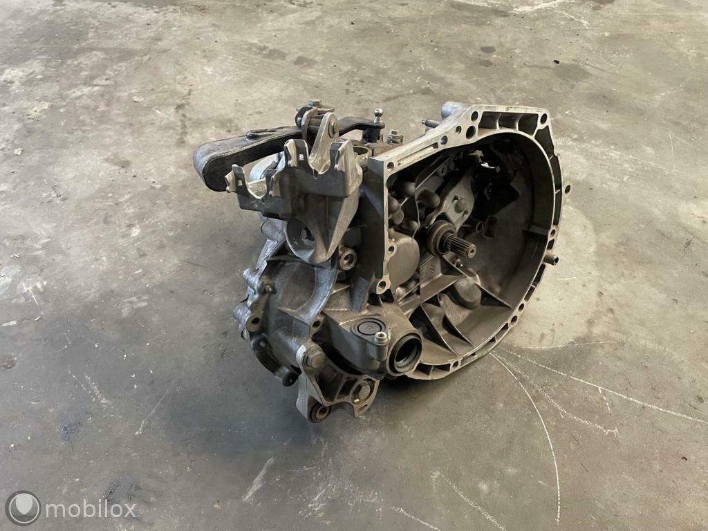 5-versnellingsbak 20cr16 Peugeot 108 1.2 Puretech ('14->), Ophalen of Verzenden, Gebruikt, Peugeot