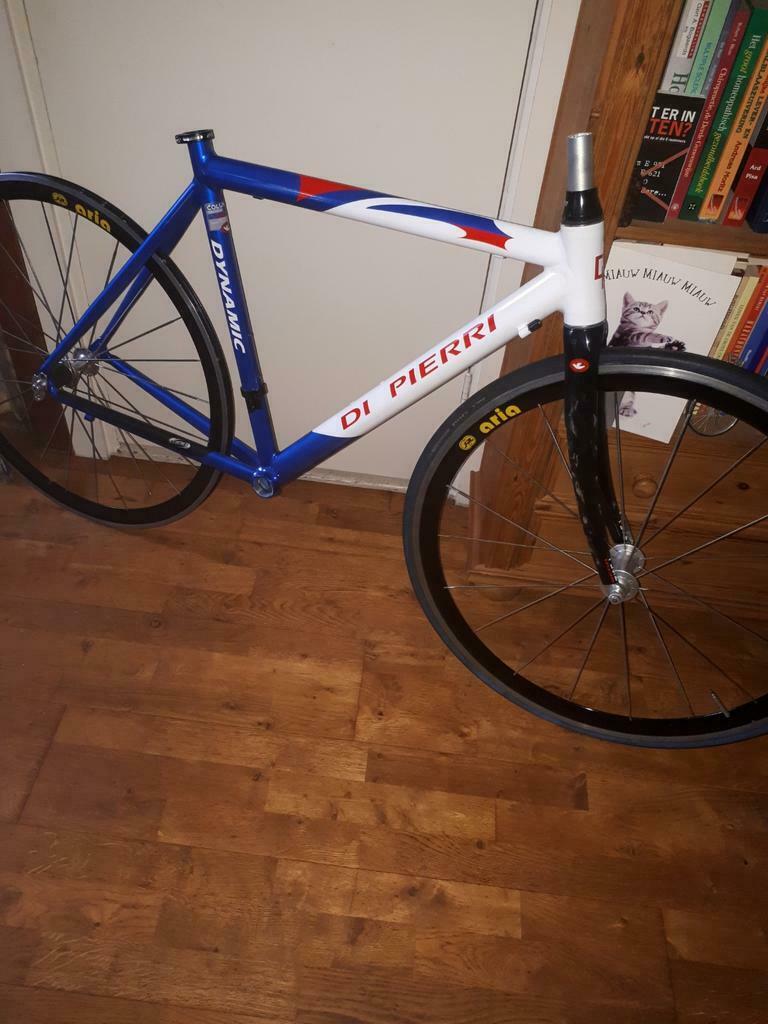 Race frames en ATB frames en Velgen zijn.., Fietsen en Brommers, Fietsonderdelen, Zo goed als nieuw, Frame, Ophalen