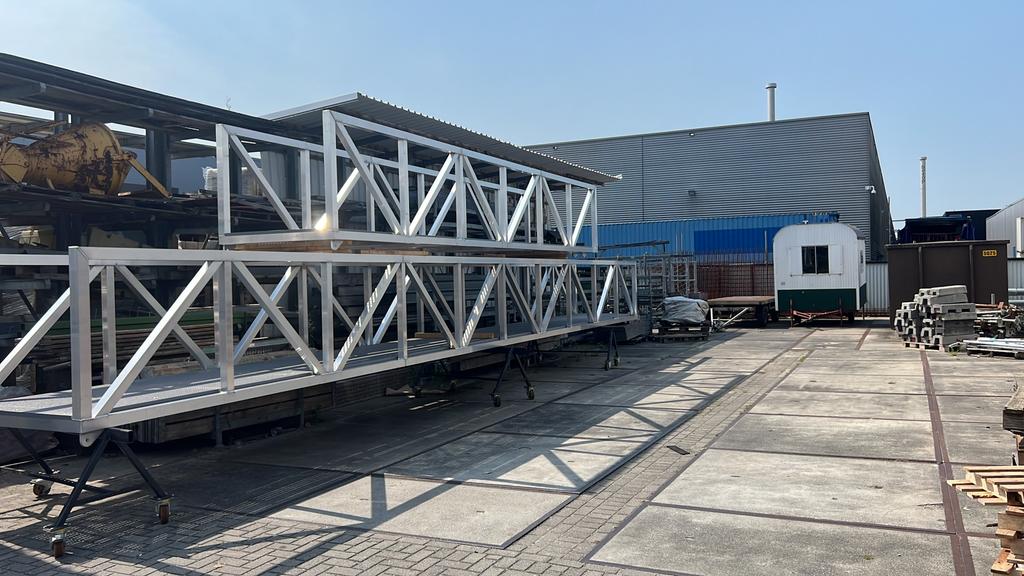 Aluminium brug 10m1 lang 1.2m1 breed., Ophalen of Verzenden, Nieuw
