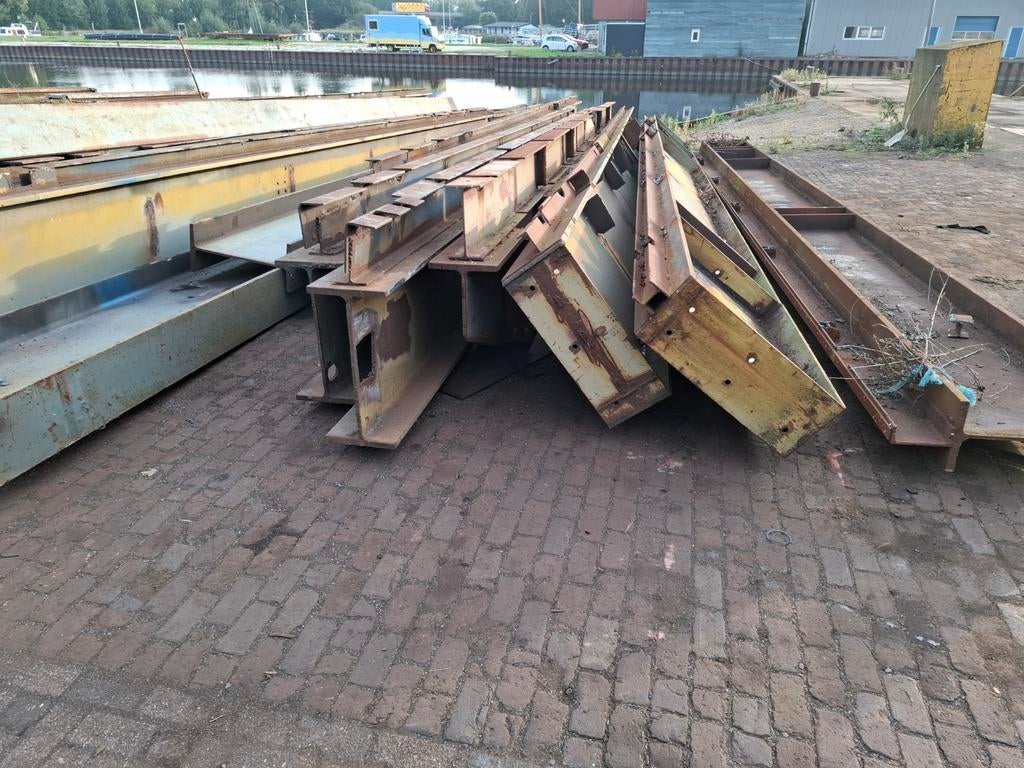 Balkstaal balk staal ipe 240 650 800 stalen I balken, Ophalen, Gebruikt
