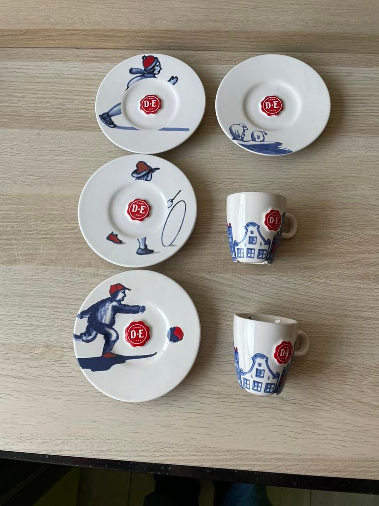 Douwe Egberts Servies set Hollandsche Waaren Royal Raja!, Huis en Inrichting, Ophalen, Zo goed als nieuw, Overige stijlen, Kop(pen) en/of Schotel(s)