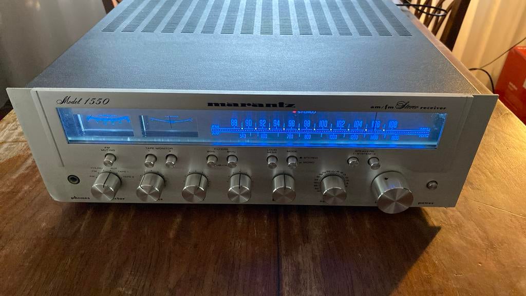Marantz 1550 receiver, Audio, Tv en Foto, Versterkers en Receivers, Marantz, Marantz, Euromaxx, Refurbished