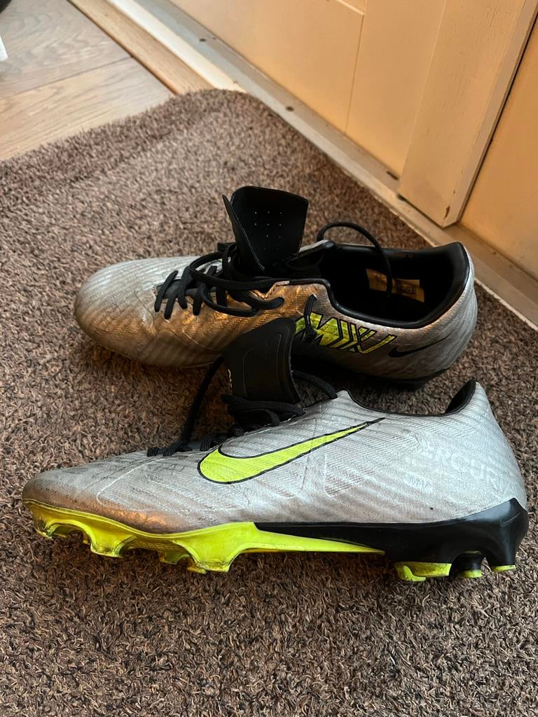 Nike Mercurial voetbalschoenen, Ophalen, Gebruikt, Schoenen