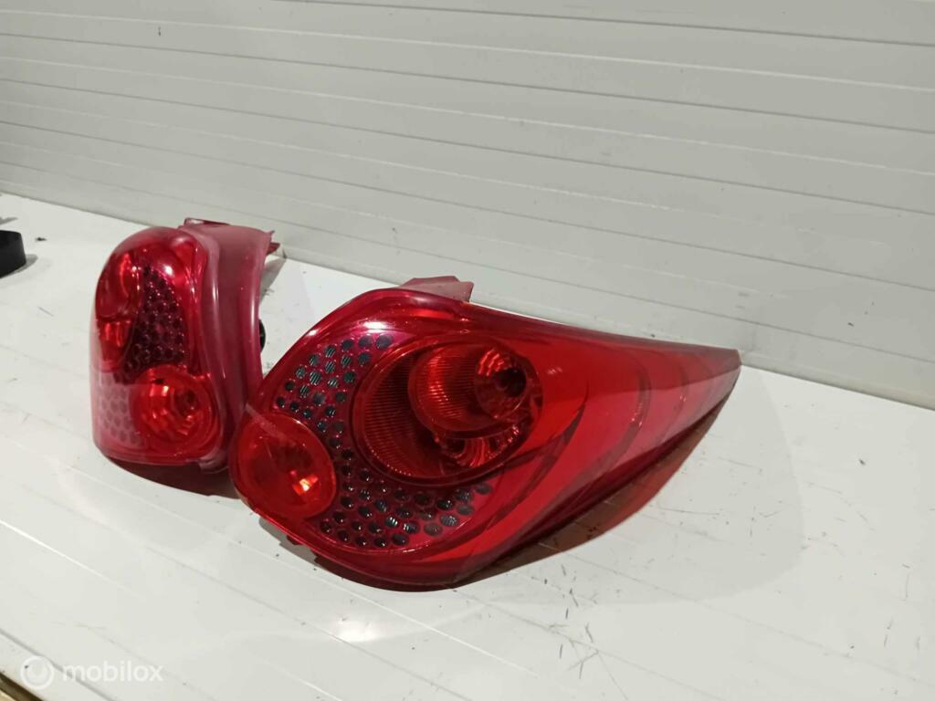 Achterlicht Peugeot 207 Sw, Ophalen of Verzenden, Gebruikt