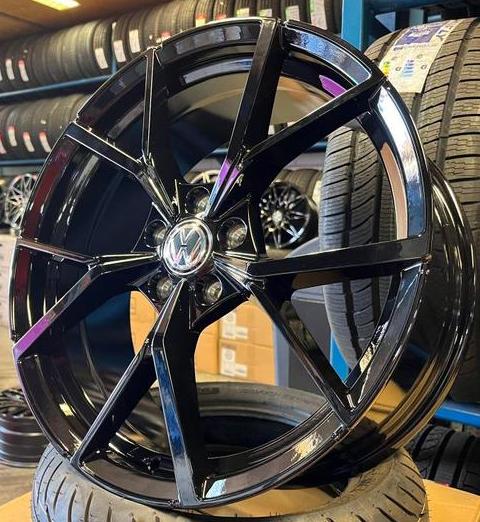 VOLKSWAGEN GOLF 8 R LOOK VELGEN 18 / 19 INCH 5X112 ZWART, Ophalen of Verzenden, Nieuw, Velg(en)