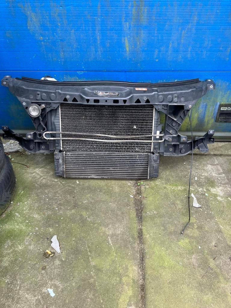 Front met koelpakket, mercedes sprinter W906, Gebruikt, Voor, Mercedes-Benz, Ophalen of Verzenden