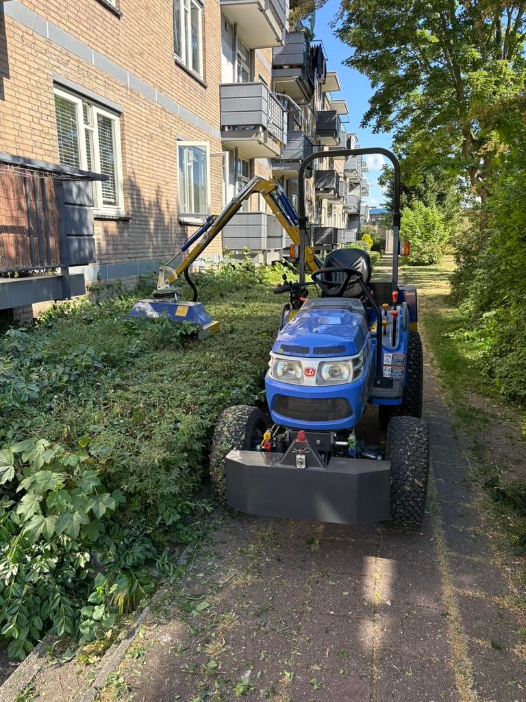 Mini trekker loonwerk / hagen snoeien, Tuin- of Vijveraanleg