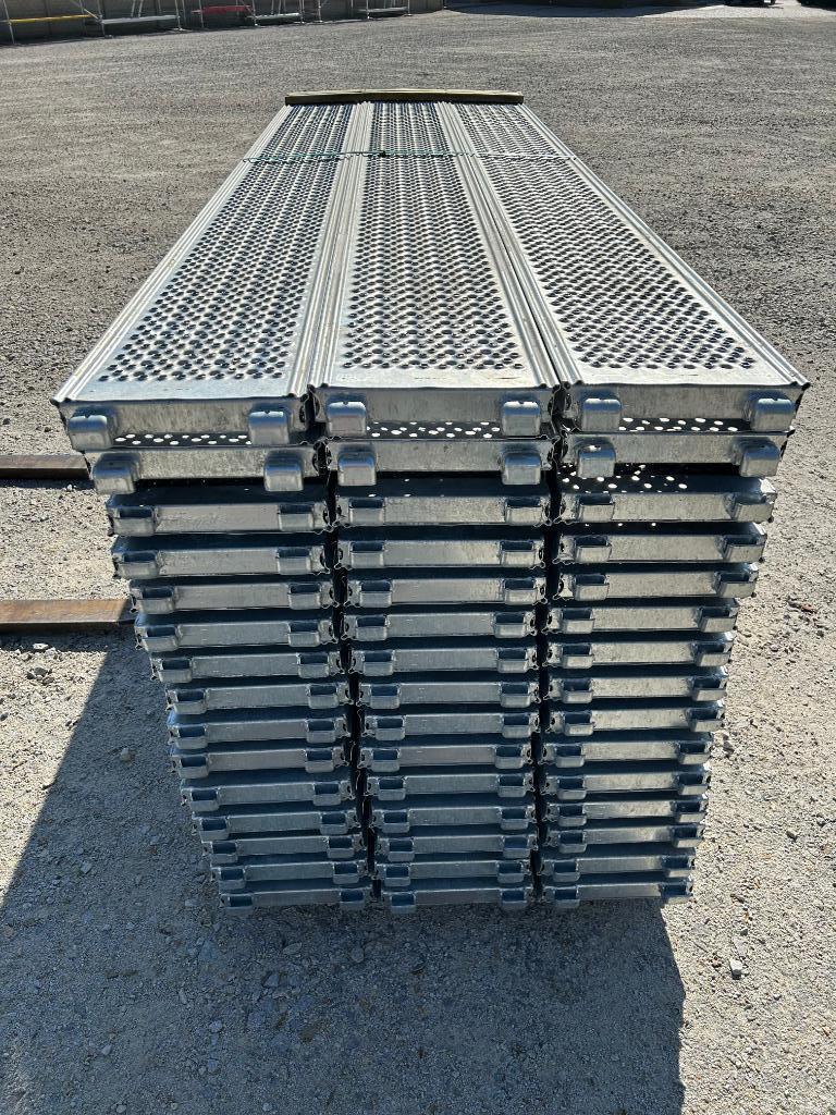 Stalen steiger | 90 m² | BETALING BIJ LEVERING, Doe-het-zelf en Verbouw, Verzenden, Nieuw, Gevelsteiger, 5 meter of hoger
