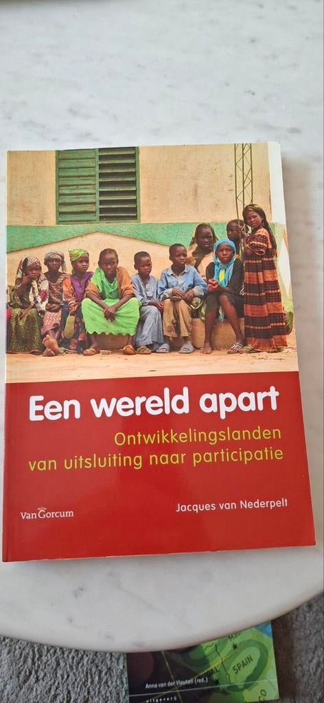 Een wereld apart - Ontwikkelingslanden, Boeken, Ophalen of Verzenden