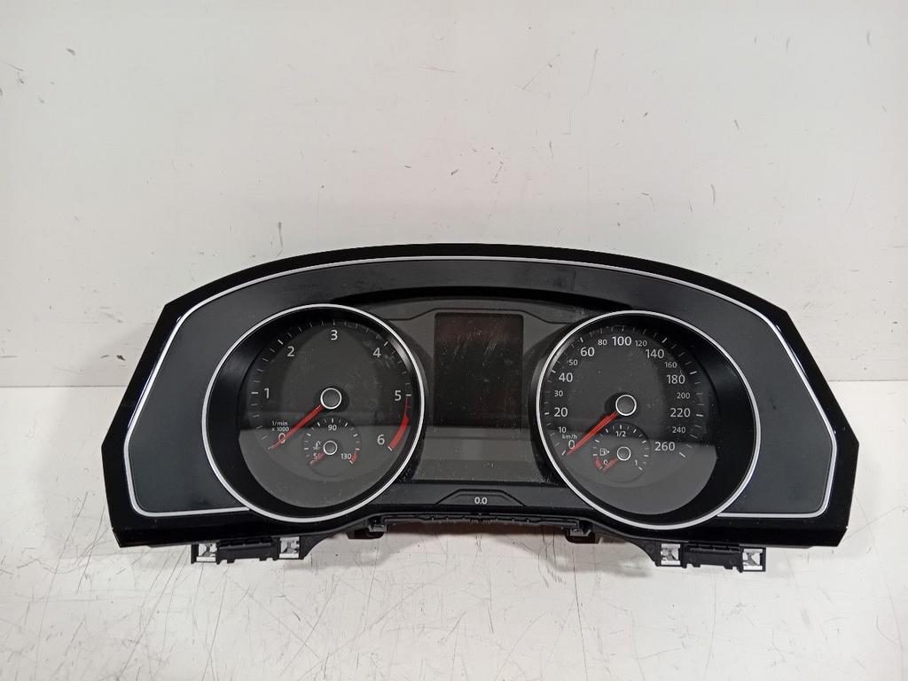 Cockpit Volkswagen Passat, Onderdelen@venauto.nl, Van der Ven Autorecycling B.V., Gebruikt, Ettenseweg 76, 4706 PB Roosendaal, The Netherlands