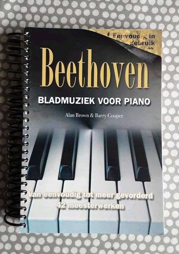 Beethoven  bladmuziek voor piano 42 meesterwerken, Klassiek, Ophalen of Verzenden, Zo goed als nieuw, Artiest of Componist
