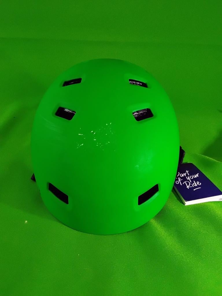 ZGAN! BBB Billy matgroene kinderhelm - BHE-50 €17,99, Ophalen of Verzenden, Zo goed als nieuw