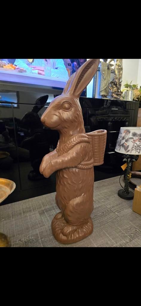 Groot paasbeeld - Konijn met Mand - Kunststof, Ophalen, Nieuw