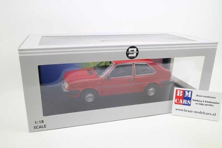 1:18  Volvo 343 GLS 1982  -  Triple 9, Overige merken, Auto, Triple 9, Info@bram-modelcars.nl