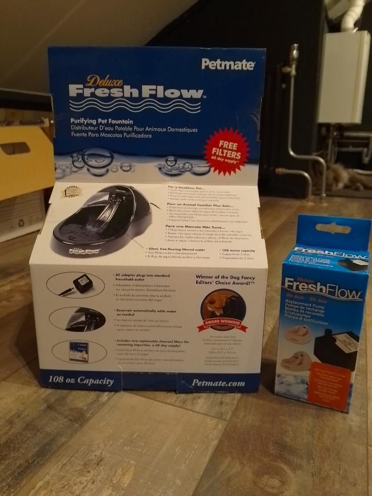 Drinkfontein of drinkbak Fresh Flow voor kat of hond, Ophalen of Verzenden, Automatisch, Zo goed als nieuw