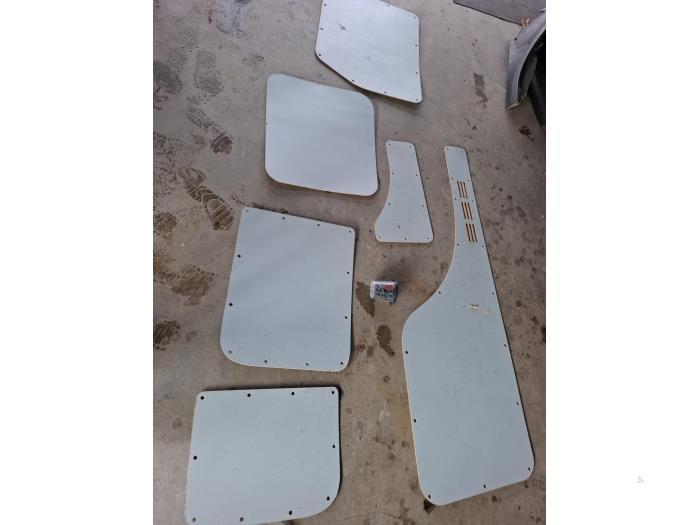 Bekleding bagageruimte van een Volkswagen Caddy, Gebruikt, -, -, -