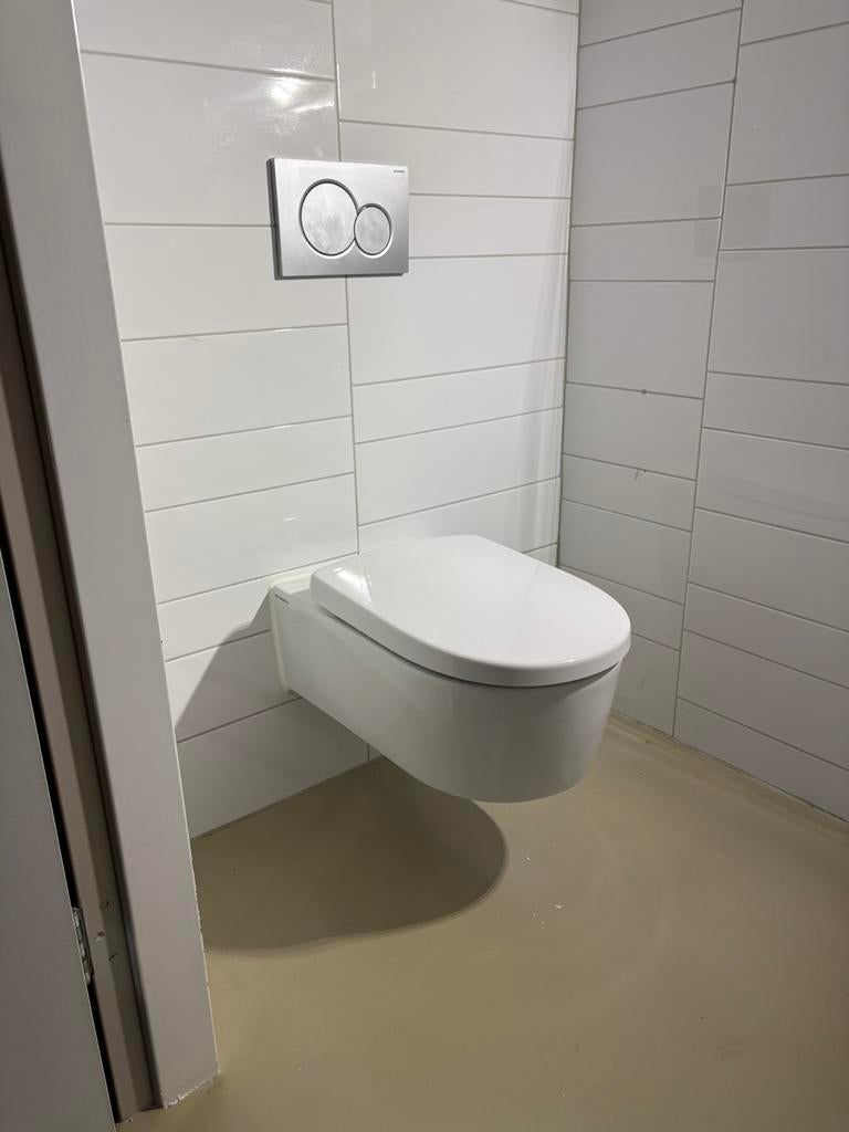Wc Geberit Up 320 hangtoilet urinoir inbouw gebruikt, Doe-het-zelf en Verbouw, Sanitair, Ophalen, Rvs, Toilet, Zo goed als nieuw