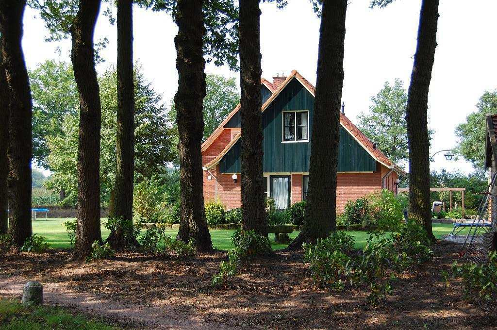 Luxe vakantiewoning in Twente rand bos Fietsen/Wandelen, In bos, Wasmachine, Overijssel, Landelijk