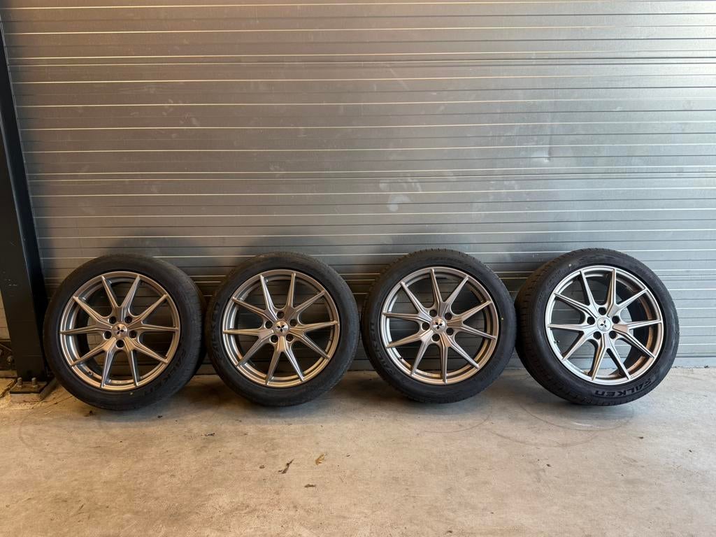 19'' Lichtmetaal Mitsubishi Eclipse Cross 245/45/19, Auto-onderdelen, Banden en Velgen, Banden en Velgen, Personenwagen, Zomerbanden