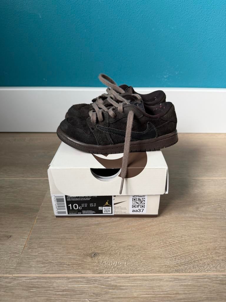 Nike Air. Jordan Travis Scott Mocha Sneakers td maat 27, Kinderen en Baby's, Ophalen of Verzenden, Zo goed als nieuw