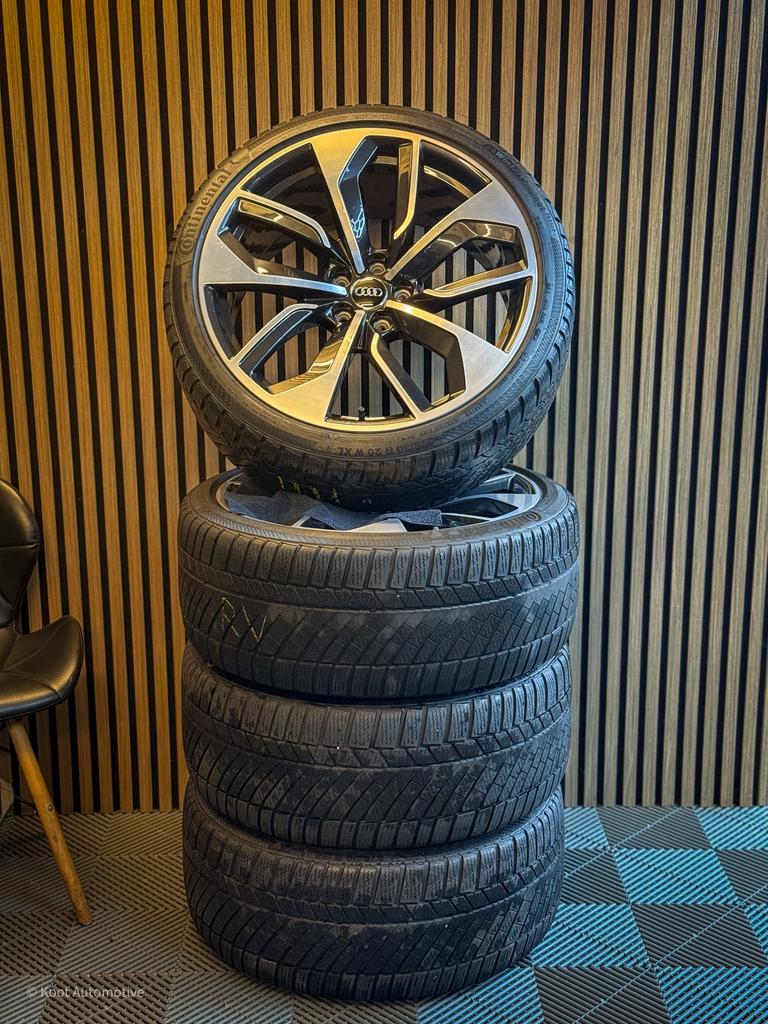 Audi RS4/RS5 Velgen | Winterset | Origineel, Ophalen, Gebruikt, 275 mm, Banden en Velgen
