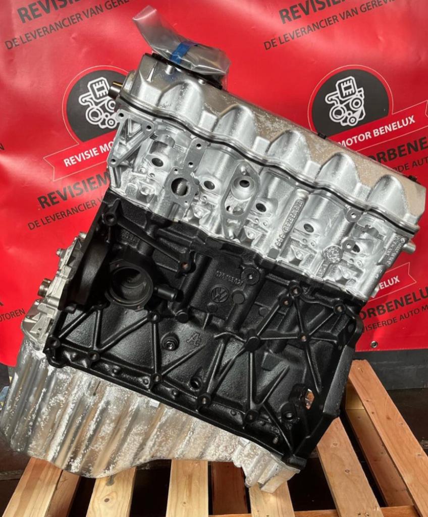 Gereviseerde Motor CRAFTER 2.5 TDi CEB CEC CECA CECB CEBA, Ophalen of Verzenden, Gereviseerd, Volkswagen