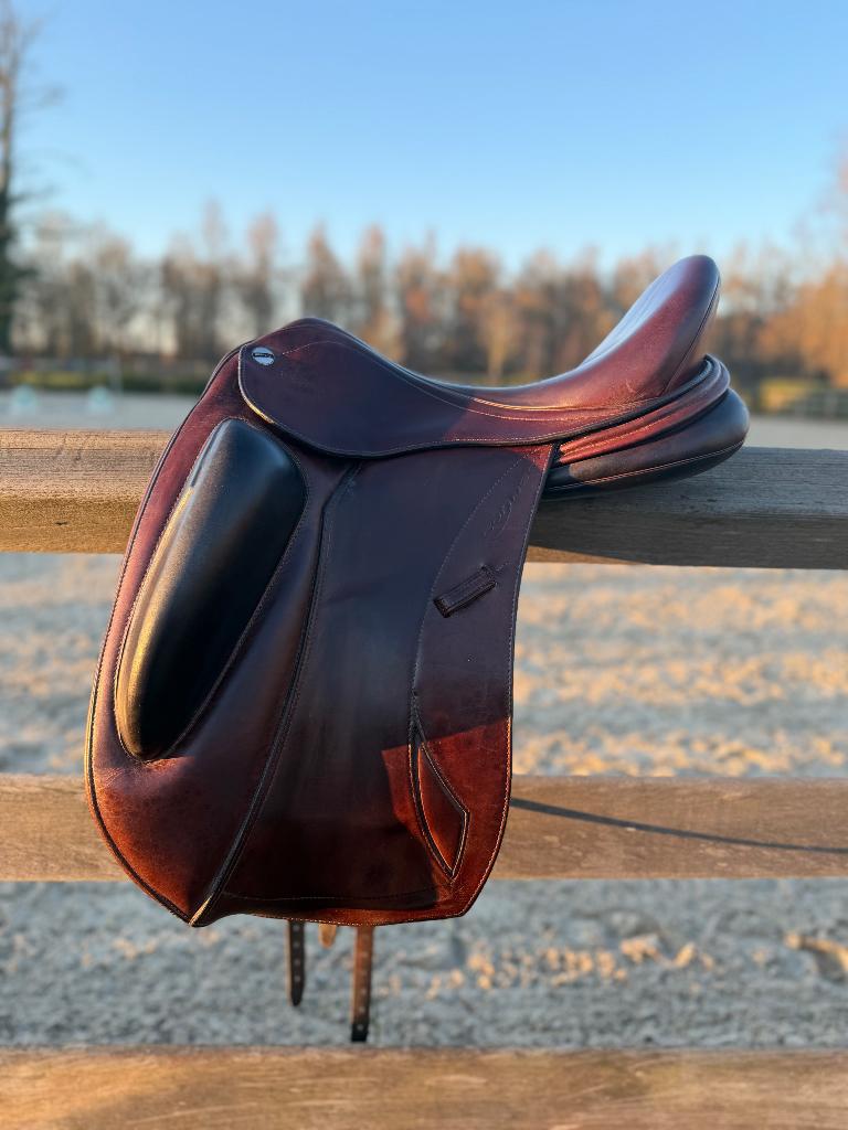 Erreplus Connect Mono dressuurzadel 17 inch / boom 32, Dieren en Toebehoren, Paarden en Pony's | Zadels, Ophalen, Gebruikt, Dressuur