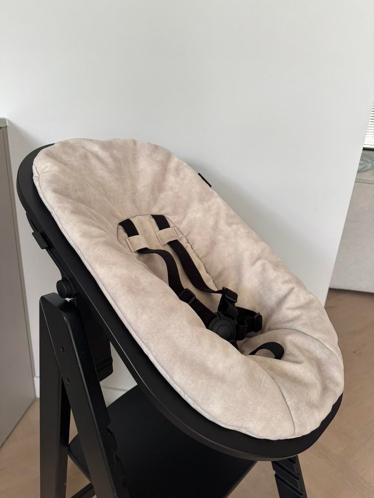 Kidsmill Up! Newborn Frame zwart eiken met beige bekleding, Ophalen, Zo goed als nieuw