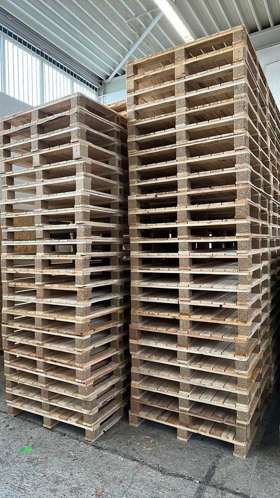 Partij pallets zo goed als nieuw ook per stuk te koop, Doe-het-zelf en Verbouw, Hout en Planken, Ophalen, Zo goed als nieuw, 50 mm of meer