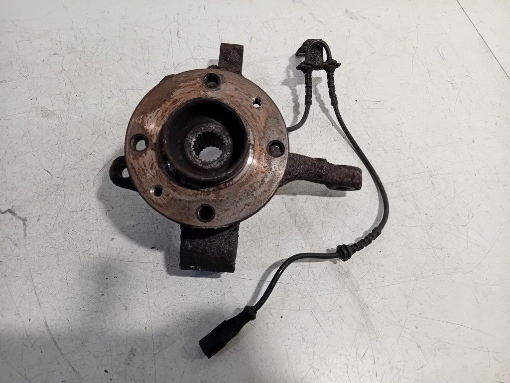 Wielnaaf rechts voor Dacia Sandero, Dacia, Onderdelen@venauto.nl, Van der Ven Autorecycling B.V., Gebruikt