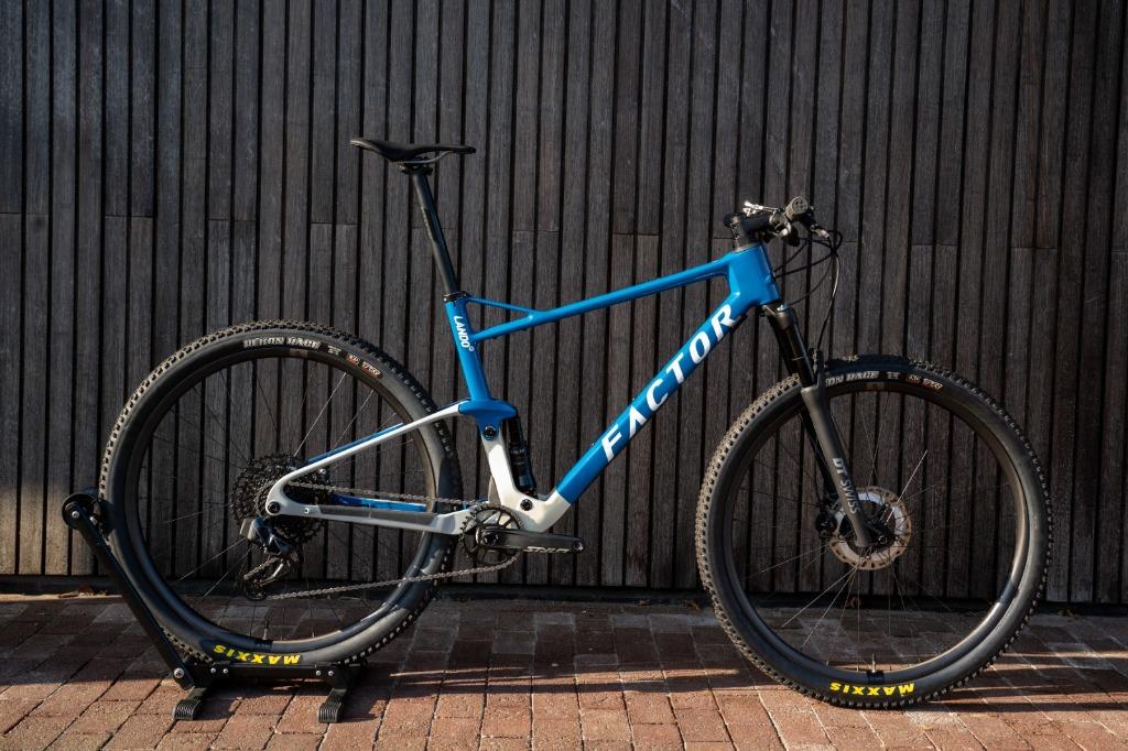 Factor Lando XC / SRAM GX AXS / DT Swiss One / Carbon wielen, Nieuw, 49 tot 53 cm, Overige maten, Meer dan 20 versnellingen