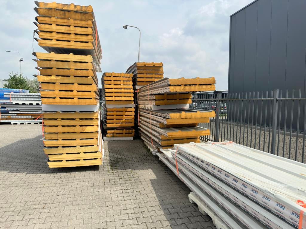 B-keus Sandwichpanelen 130mm RC-6,37 €17,50 283,36m2, Ophalen, Zo goed als nieuw, Overige materialen, 100 mm of meer