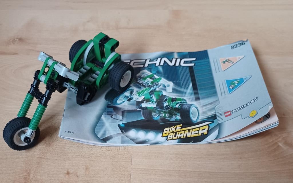 Lego Technic: Bike Burner - Set 8236, Gebruikt, Lego, Compleet, Ophalen of Verzenden