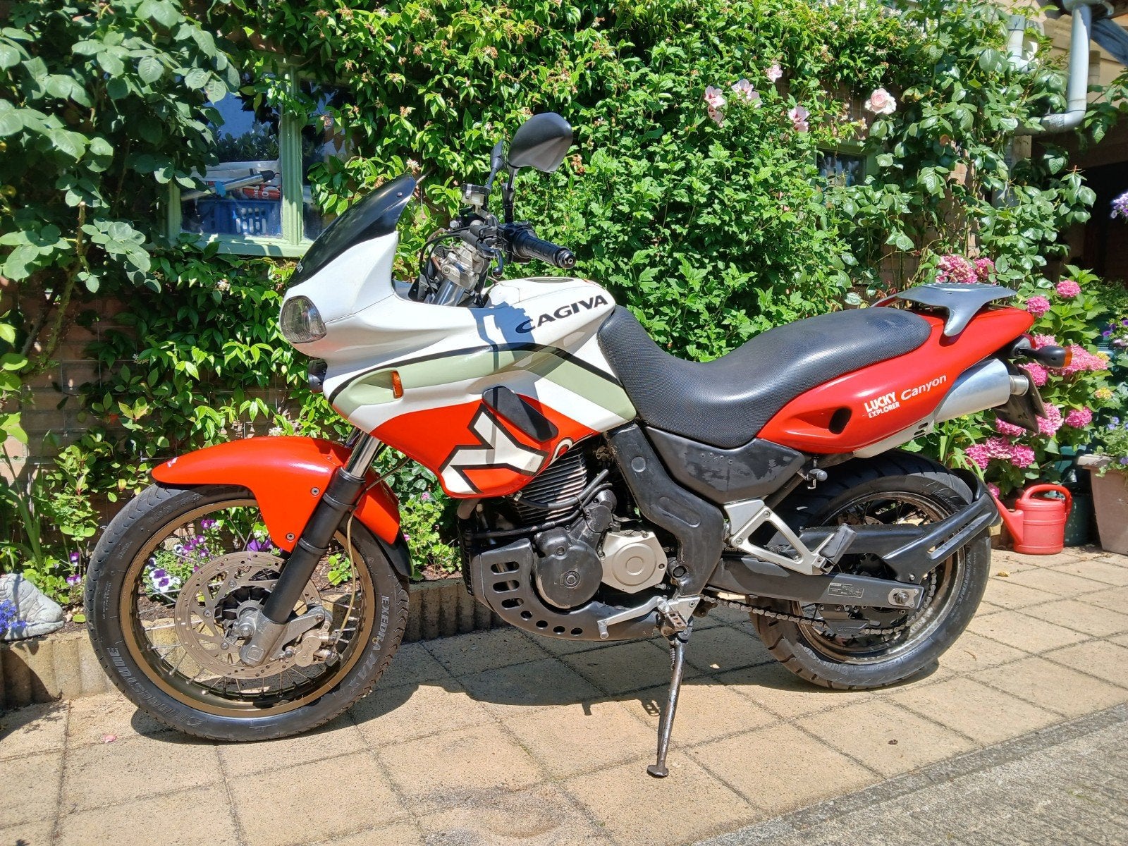 LUCKY EXPLORER 500     A2, Motoren, Motoren | Cagiva, Particulier, Enduro, 12 t/m 35 kW, 1 cilinder, Minimaal motorrijbewijs A2