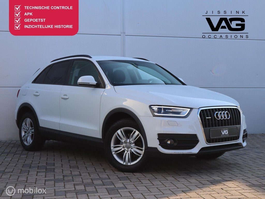 Audi Q3 2.0 TFSI quattro Clima Cruise Xenon PDC LED Navi, Auto's, Euro 5, 4 cilinders, 1984 cc, Wit