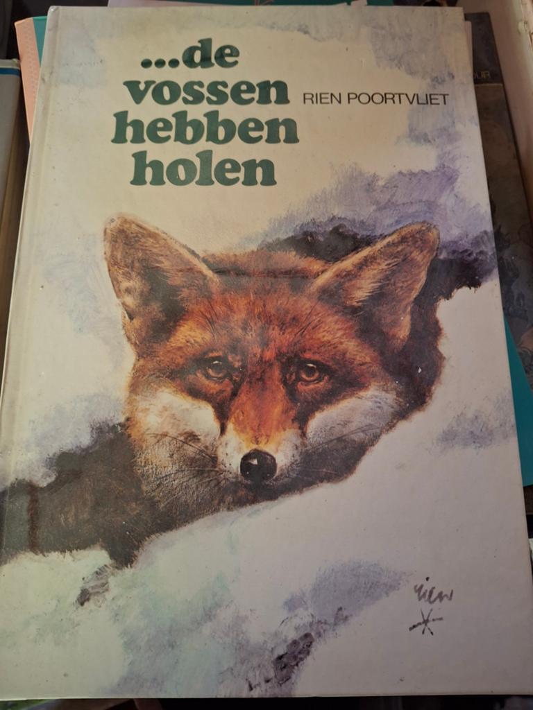 De Vossen Hebben Holen - Rien Poortvliet, Boeken, Ophalen of Verzenden, Gelezen, Natuur algemeen, Rien Poortvliet