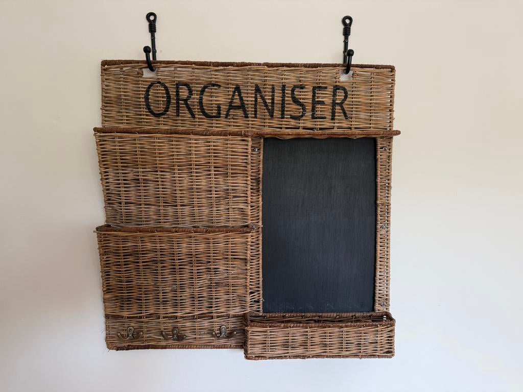 Riviera Maison Organizer  Krijtbord Rotan, Ophalen, Zo goed als nieuw, Krijtbord