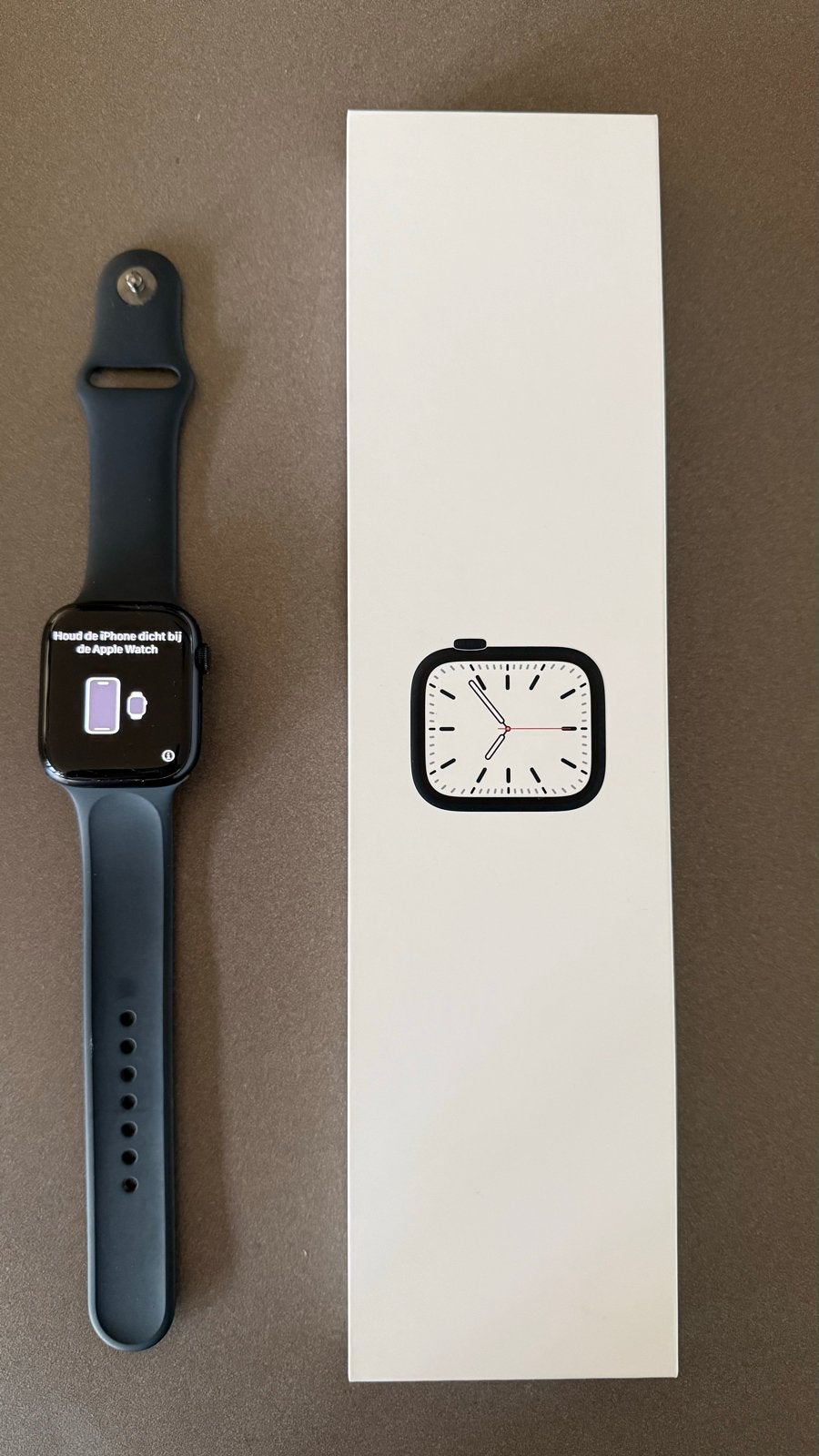 Apple Watch Series 7 45mm Middernacht Aluminium GPS, Sieraden, Tassen en Uiterlijk, Smartwatches, Gebruikt, iOS, Zwart, Afstand